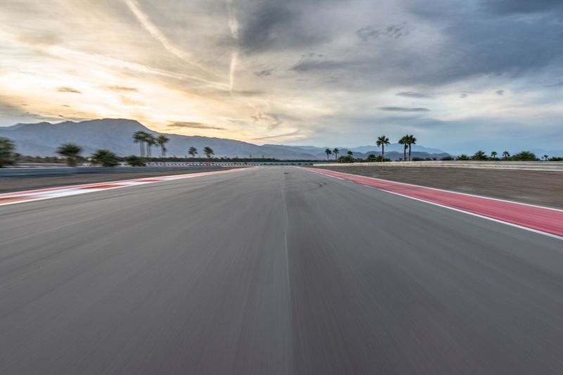 Curving Road into Dawn: Asphalt in the USA HDRi Maps and Backplates