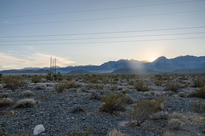California Sunrise over Desert Landscape - HDRi Maps and Backplates