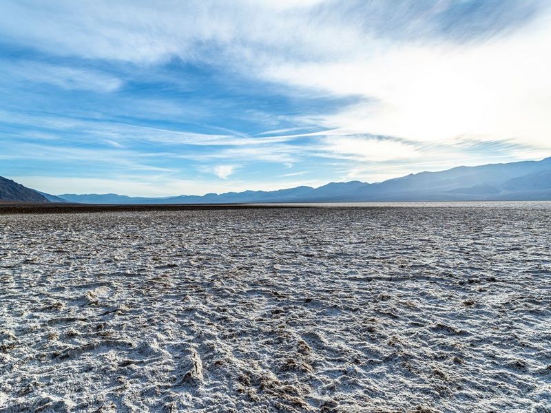 Desert Landscape at Dawn: Sun Visible HDRi Maps and Backplates