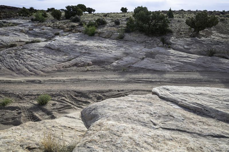 Desert Landscape in Utah: Rugged Red Rock HDRi Maps and Backplates