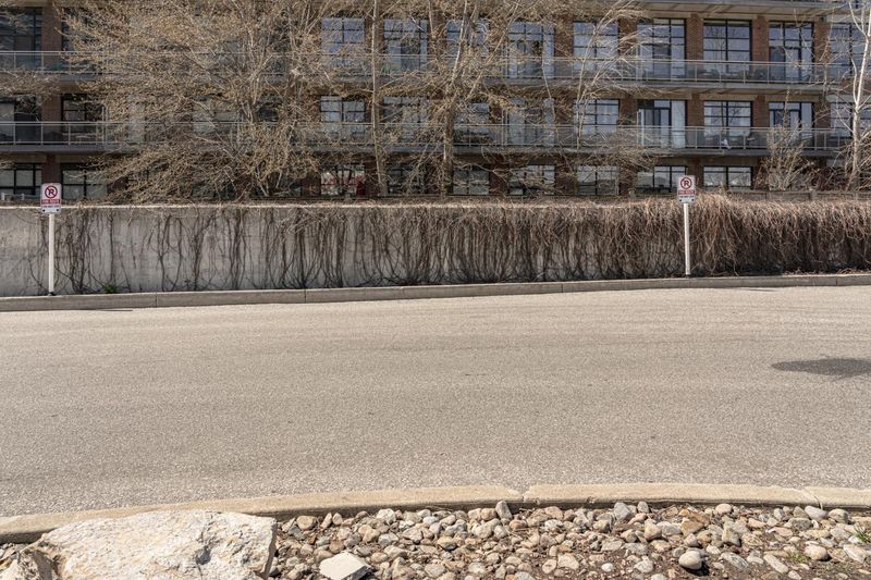 Empty Street in Toronto, Canada HDRi Maps and Backplates