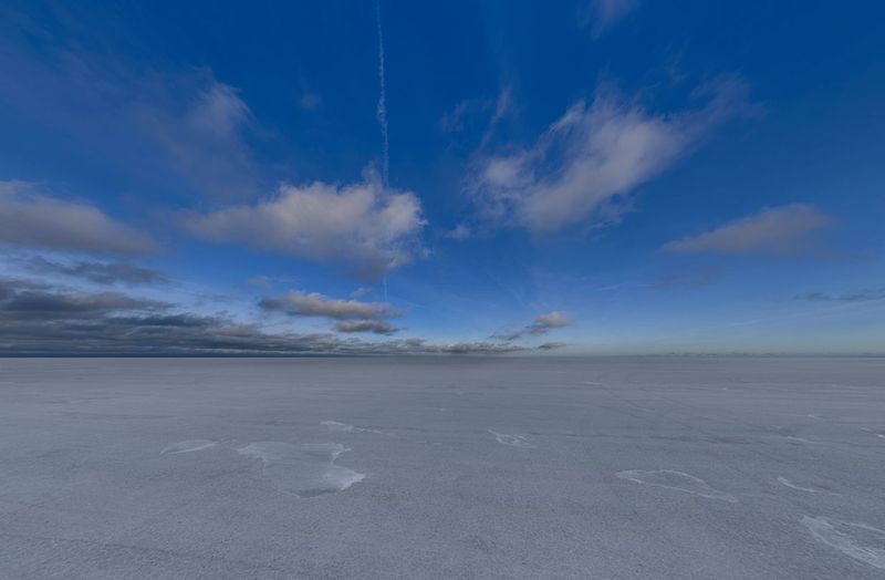 Endless Salt Flats Under a Clear Skydome HDRi Maps and Backplates