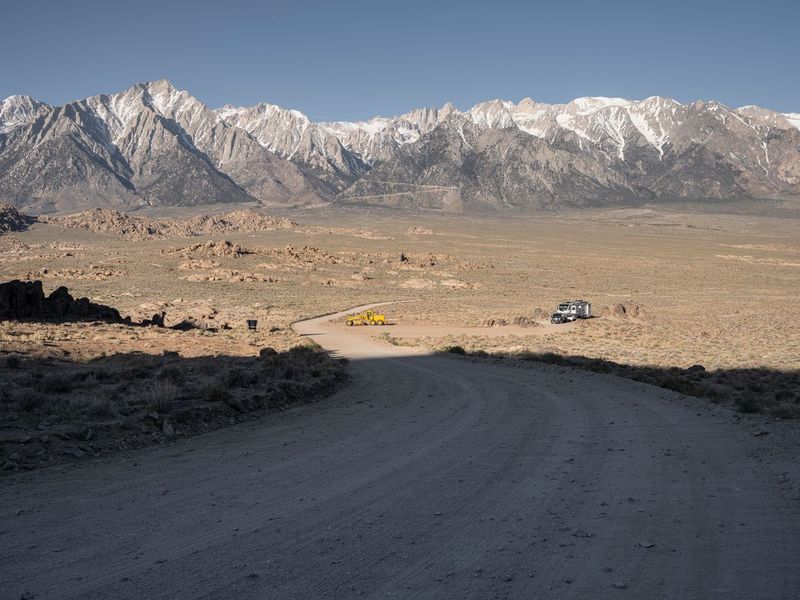 Exploring Alabama Hills, California's Dirt Streets HDRi Maps and Backplates