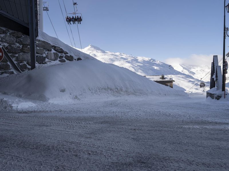 French Alps Snowy Landscape Mountain HDRi Maps and Backplates