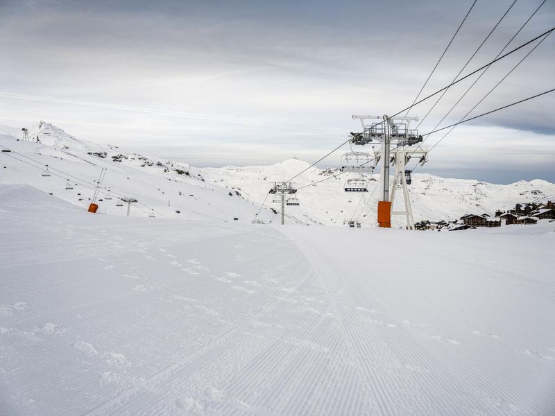 French Alps Winter Skiing Mountain Range - HDRi Maps and Backplates
