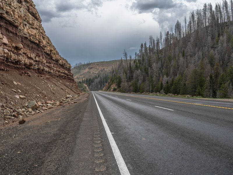 A Gloomy Day in Utah: Landscape Road HDRi Maps and Backplates