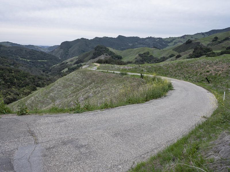Highland Road in California: Cloudy Mountain Landscape HDRi Maps and ...