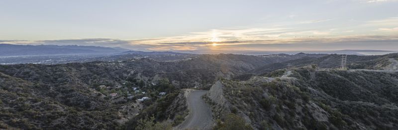 Highland Road Los Angeles Mountain View HDRi Maps and Backplates