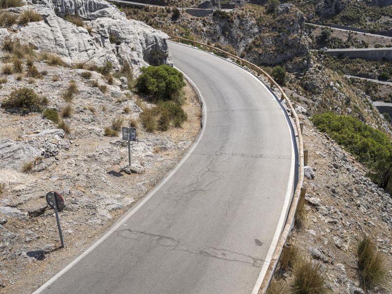 Mallorca: European Mountain Landscape HDRi Maps and Backplates