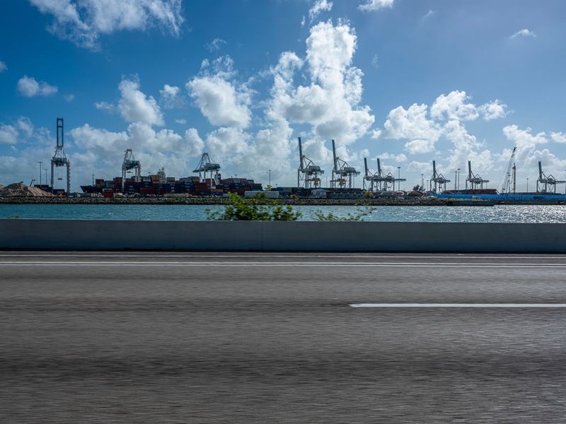 Miami Cityscape: Daytime Skyline and Urban Design HDRi Maps and Backplates