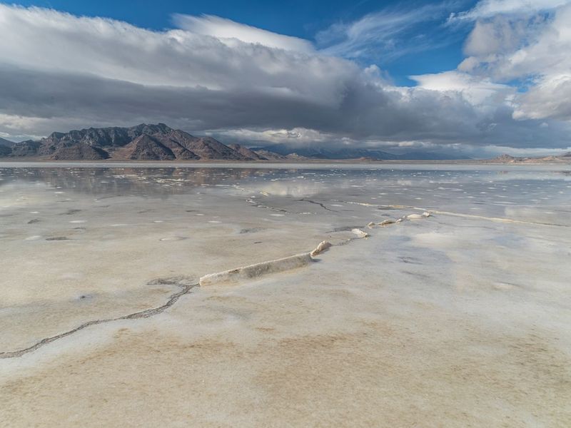 Open Space in Salt Lake, Utah HDRi Maps and Backplates
