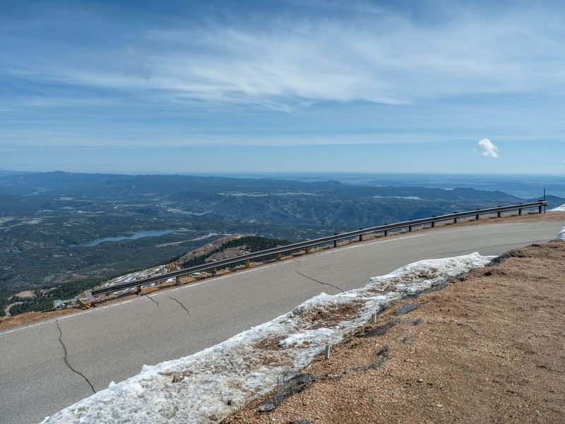 Pikes Peak, Colorado: Winter Overlook