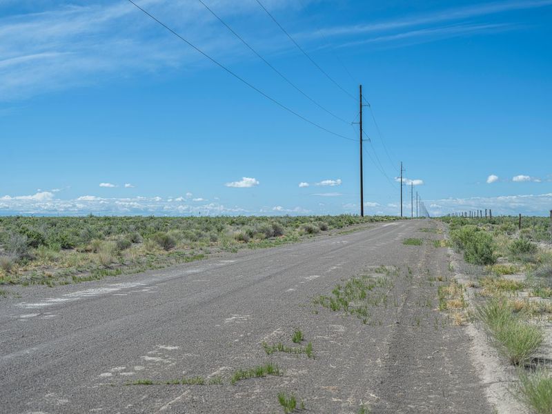 Rural Colorado Landscape: A Stunning Dirt Road HDRi Maps and Backplates