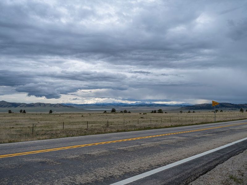 Rural Landscape of Colorado: Day Under Clouds HDRi Maps and Backplates