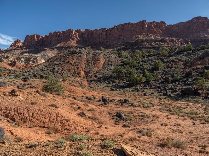Rustic Dirt and Gravel Surface in Utah Landscape HDRi Maps and Backplates