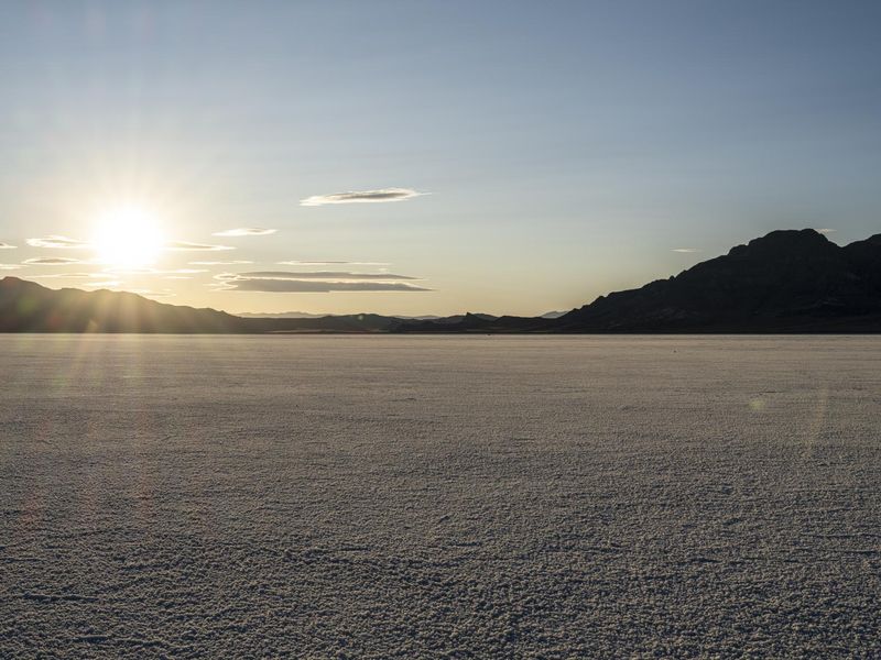 Salt Lake City Sunlight with Clear Sky HDRi Maps and Backplates