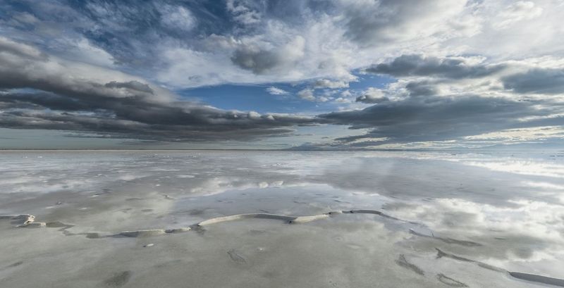 Salt Lake City, Utah: Majestic Mountains under Clear Skies HDRi Maps ...