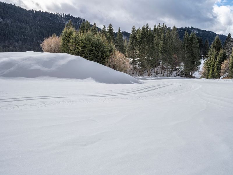 Snowy German Alps under Clear Sky HDRi Maps and Backplates