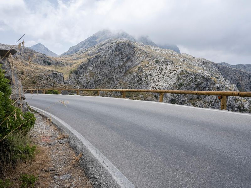 Spain: Mountain Road Winter View HDRi Maps and Backplates