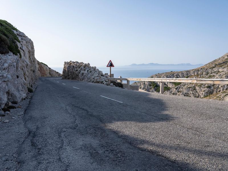 Spanish Road in Mallorca with Clear Sky HDRi Maps and Backplates