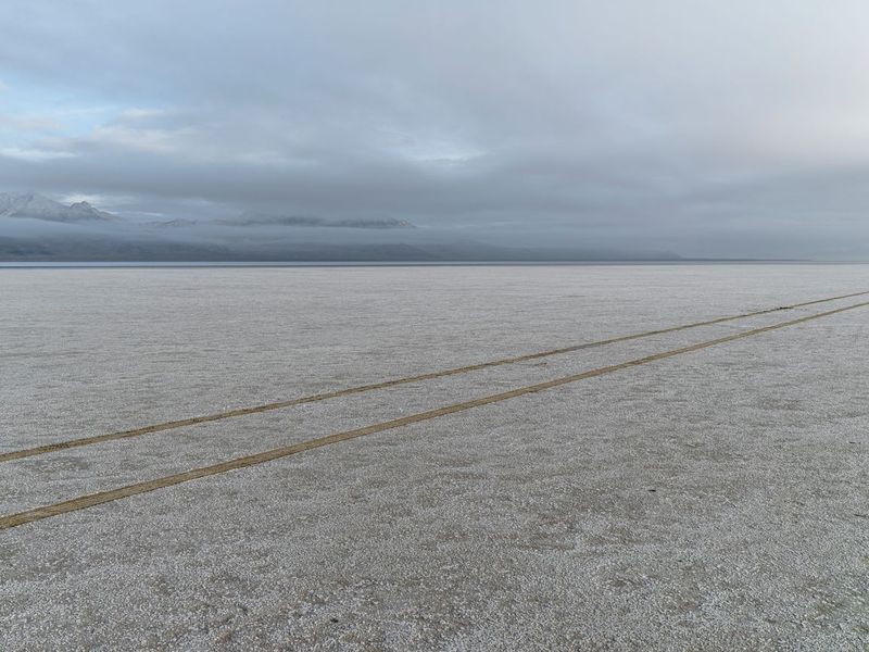 Sunny Day in Salt Lake: Open Space under Sunlight HDRi Maps and Backplates