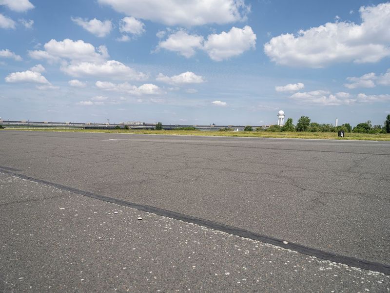 Tempelhof Berlin Park: Asphalt Roads and Open Spaces HDRi Maps and ...