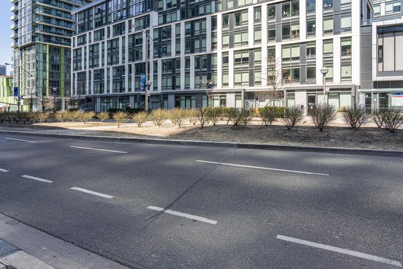 Toronto High Rise Condominium Buildings HDRi Maps and Backplates - High-Rise Apartments In Toronto'S Core