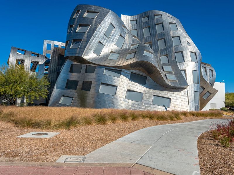Urban Architecture in Los Vegas: Office Building HDRi Maps and Backplates