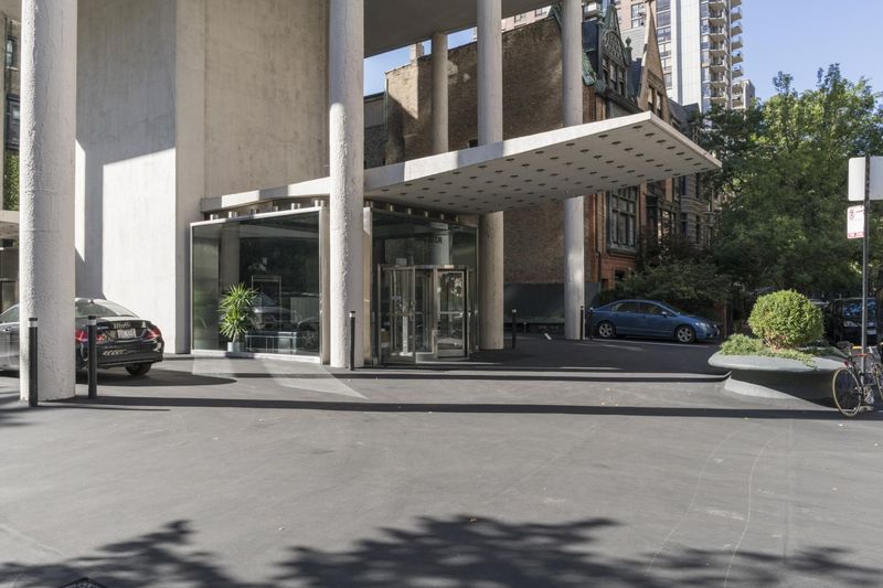 USA City Road with Building Columns HDRi Maps and Backplates