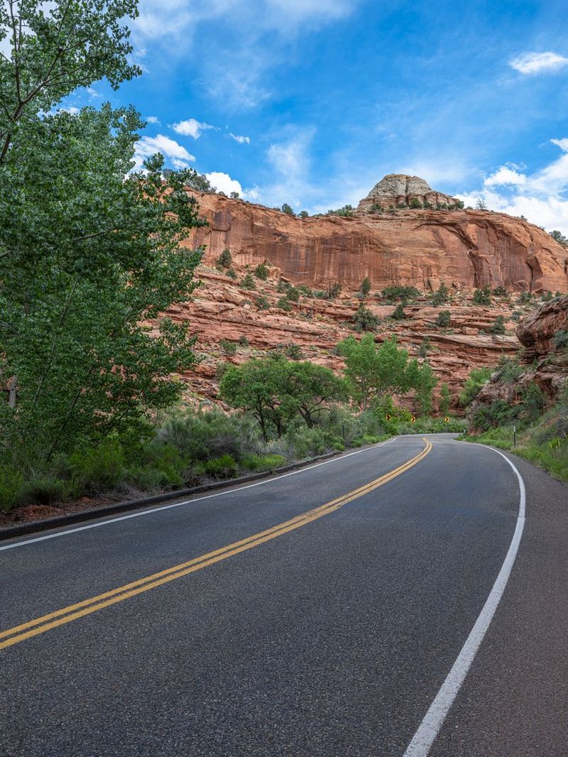 USA Day Road Trip: Connecting with Nature in Utah HDRi Maps and Backplates