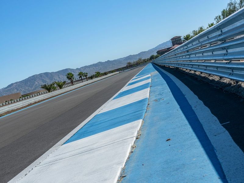 USA Race Track: A Clear Sky Day HDRi Maps and Backplates