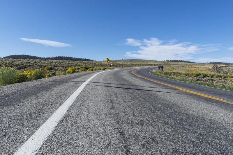USA Road: Asphalt through a Scenic Mountain Landscape HDRi Maps and ...