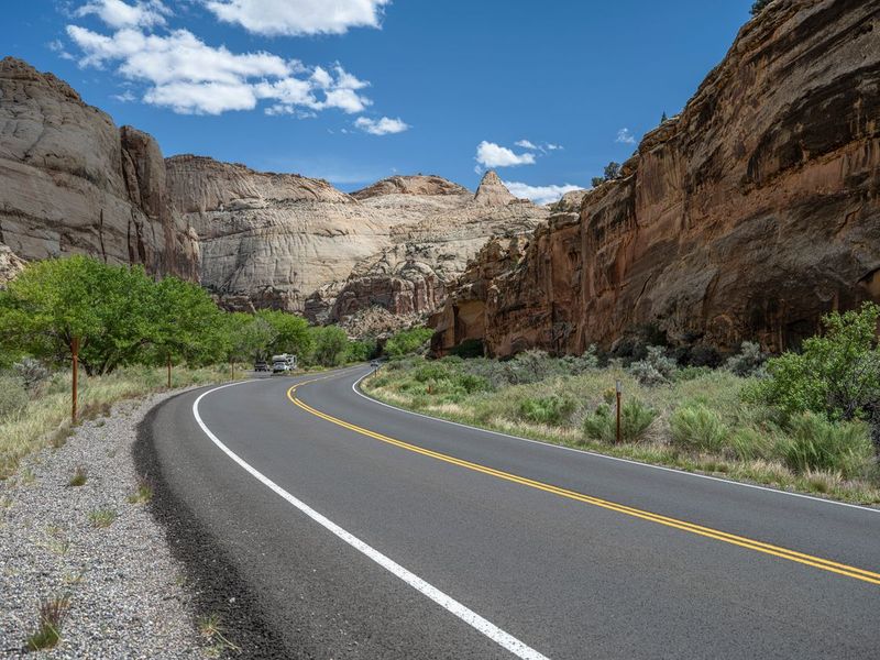 USA Road: Embracing the Day and Clouds in the Utah Landscape HDRi Maps ...