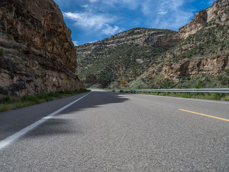 USA Road Shadow: Exploring the Colorado Landscape HDRi Maps and Backplates