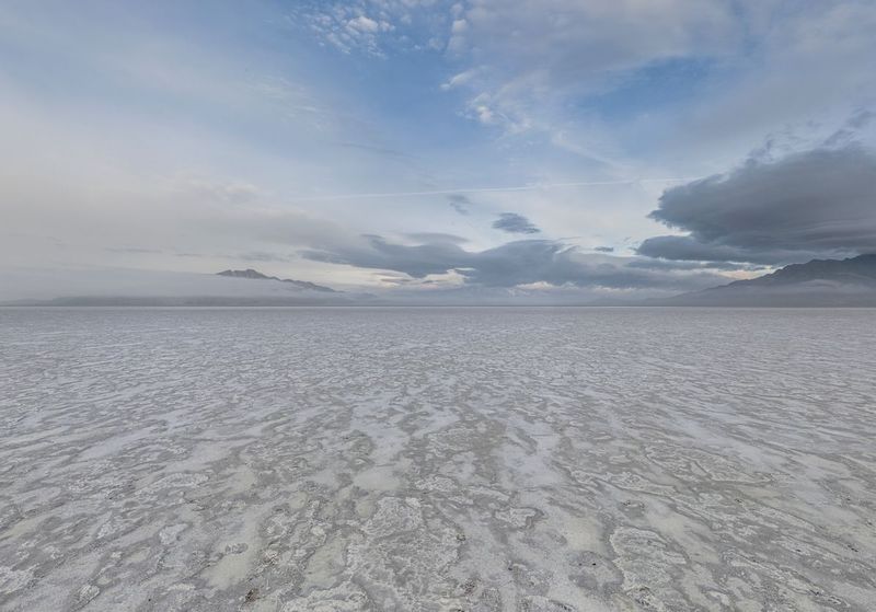 USA Salt Lake Desert: Open Space and Salt Flats HDRi Maps and Backplates