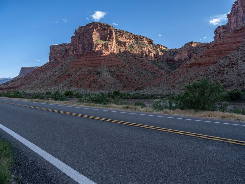 Utah Canyon Road: Exploring the Beauty of the Colorado River HDRi Maps ...