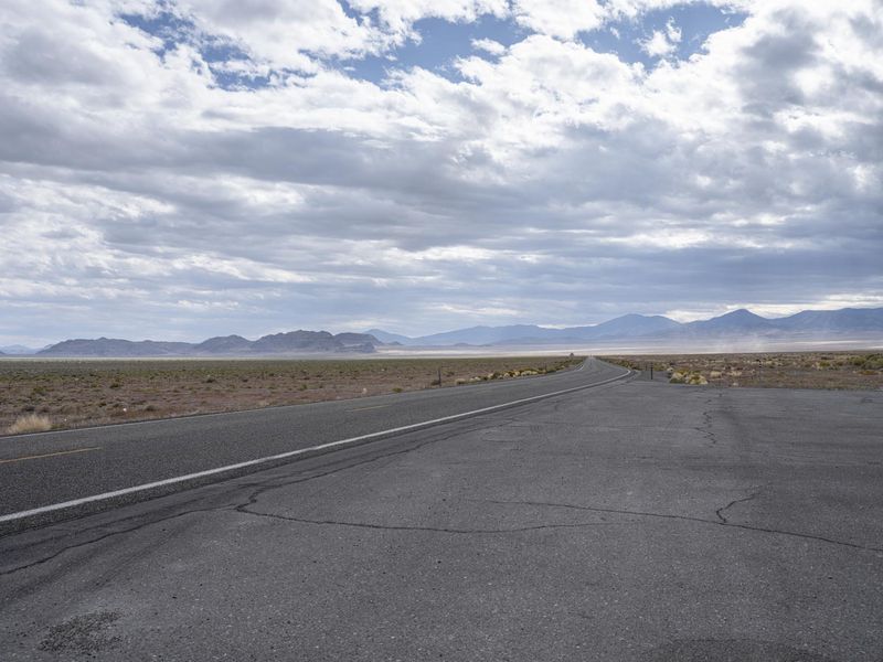 Utah Mountain Highway: Scenic Landscape View HDRi Maps and Backplates