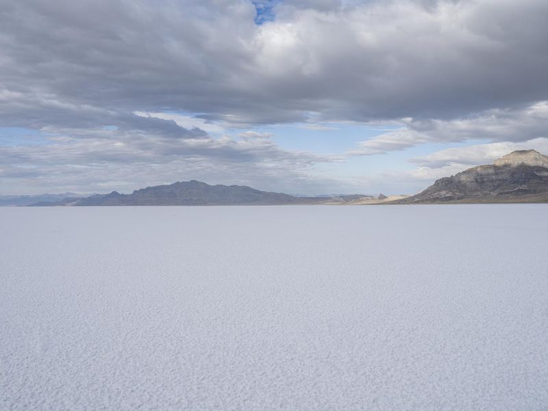 Utah Mountain Range: A Picture of Open Space - HDRi Maps and Backplates