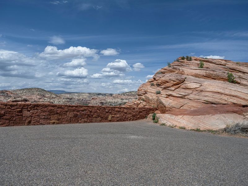 Utah Road: Asphalt and the Beautiful Landscape HDRi Maps and Backplates