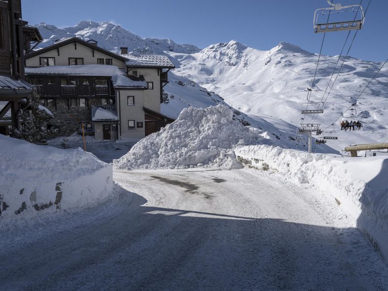 Winter Road in the Alps, France HDRi Maps and Backplates